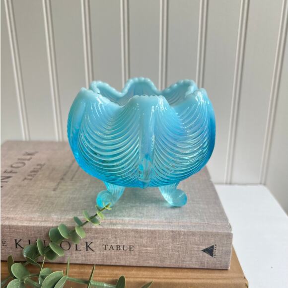 Fenton Blue Opalescent Glass Three Footed Rose Bowl Vase Drape Design - Picture 3 of 12